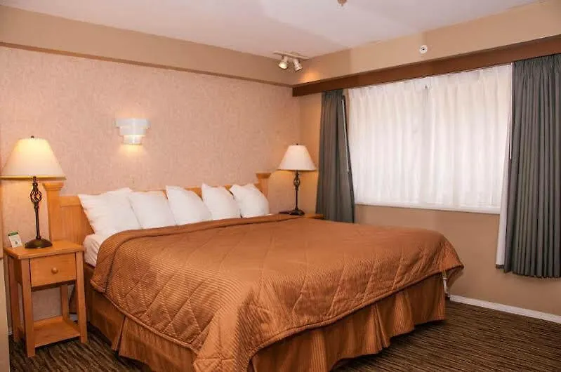 *** Hotel Econo Lodge Inn & Suites North Vancouver Kanada